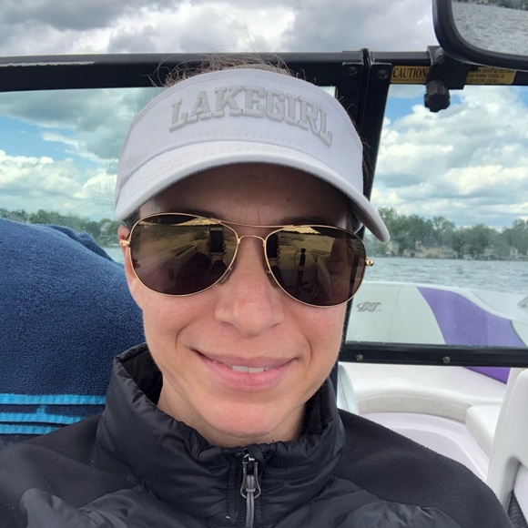 Meet your Posher, Jenna - Picture 1 of 1